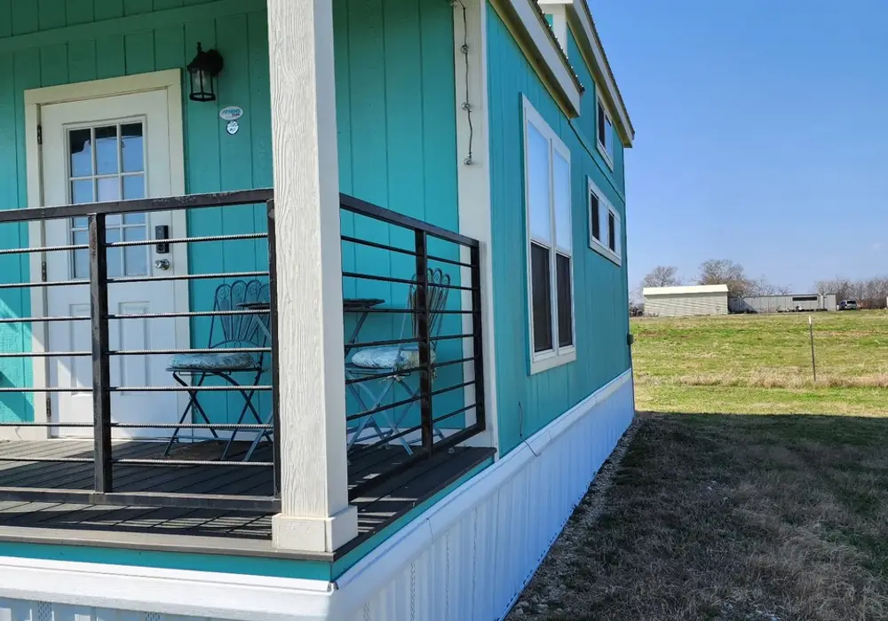 Spacious Tiny Home Retreat - Move-In Ready! image 1