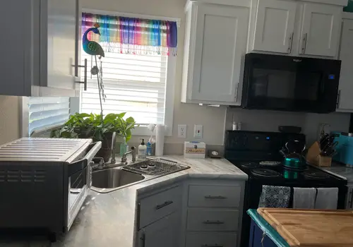 Spacious Tiny Home Retreat - Move-In Ready! image 5