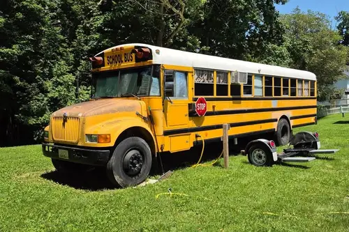 PRICE DROP! FOR SALE: Turnkey Skoolie with Office Setup! - 1 bedroom Tiny House 200 sqft in Columbus, Ohio