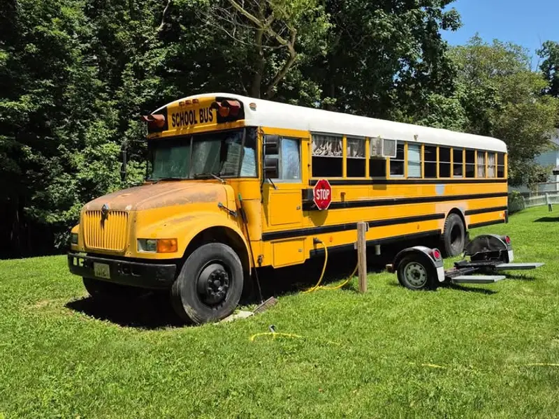 PRICE DROP! FOR SALE: Turnkey Skoolie with Office Setup! — 1 bedroom Tiny House — 656 sqft for sale in Columbus, Ohio