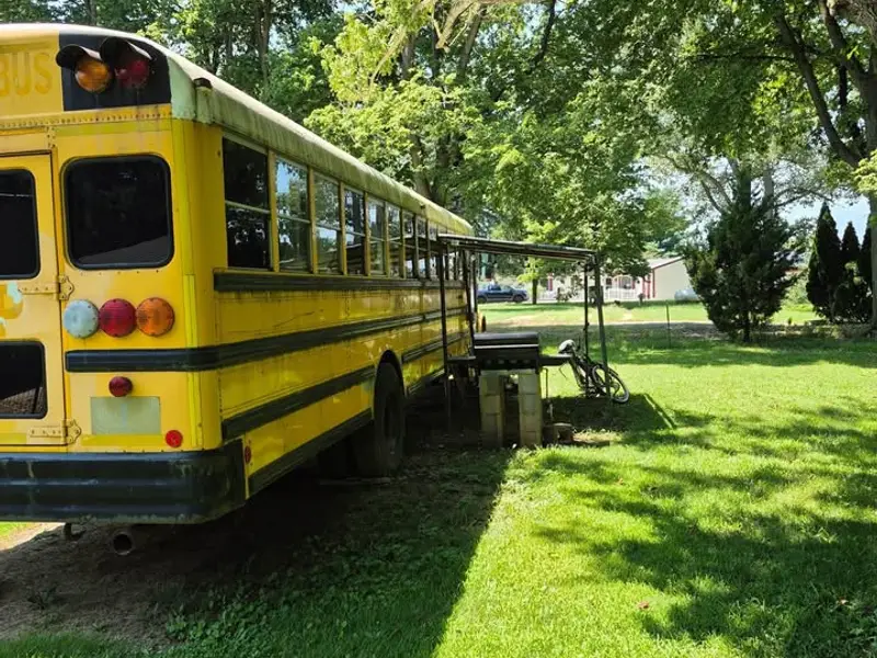 PRICE DROP! FOR SALE: Turnkey Skoolie with Office Setup! photo 4