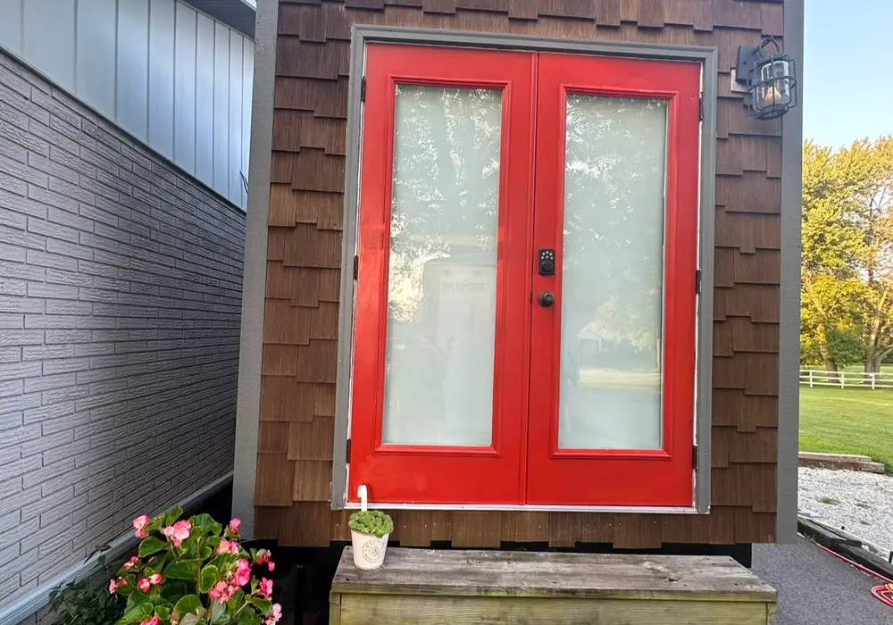 Charming Tiny Home For Sale in Indiana! Delivery Available! image 1