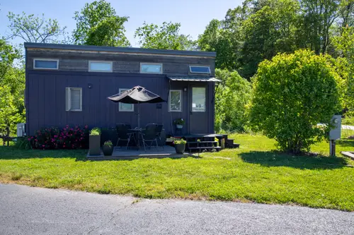For Sale: Move-In Ready Tiny Home! - Tiny House 296 sqft in Asheville, North Carolina