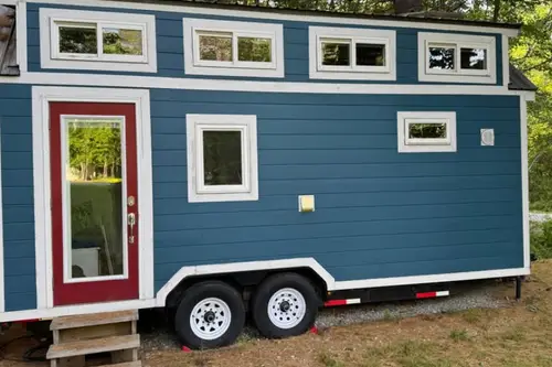 Custom Luxury Tiny Home on Wheels in Maine! Delivery Available - 1 bedroom Tiny House 278 sqft in Norway, Maine