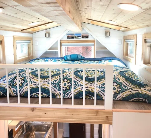 Custom Luxury Tiny Home on Wheels in Maine! Delivery Available image 4