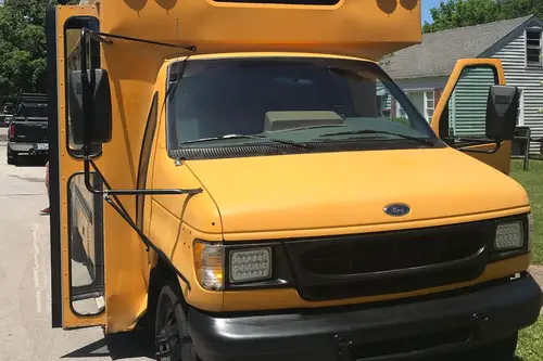 For Sale! Tiny Home Bus in Kentucky! - 1 bedroom Converted Bus 200 sqft in Monticello, Kentucky