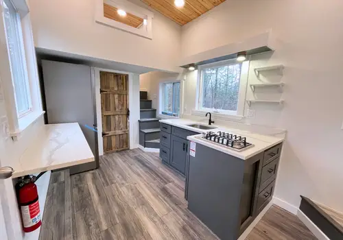 For Sale: Tiny Home "Little Bear" – Crafted for Comfort & Intentional Living image 5