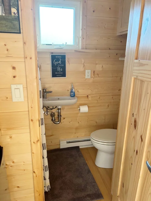 Spacious One-Level Tiny Home | Fully-Furnished image 5