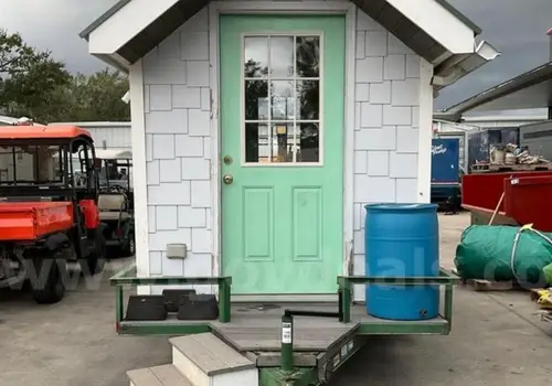 trailer mounted tiny house with solar powered energy detail photo 2