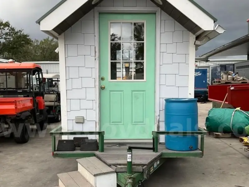 trailer mounted tiny house with solar powered energy photo 2