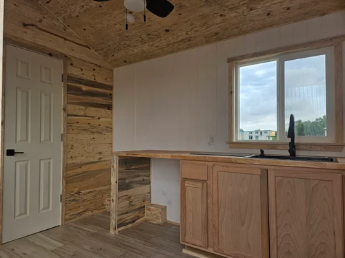 22' Single Story 1 bed/bath Tiny Home image 5