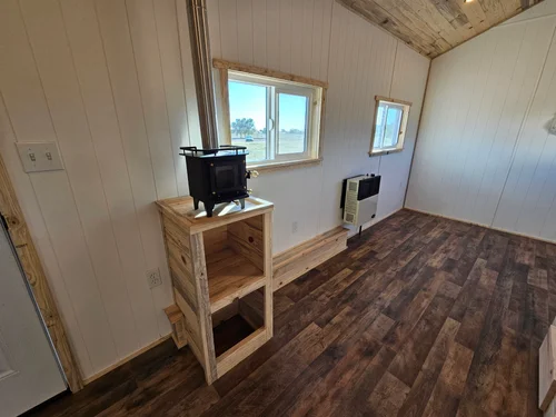 24' Off Grid - the Homestead Tiny image 5