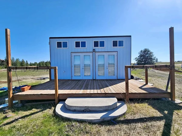 FOR SALE: Container Tiny House – Stylish, Off-Grid, and One-of-a-Kind ✨