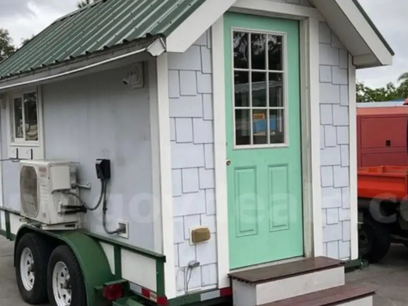 trailer mounted tiny house — Tiny House — 984 sqft for sale in jacksonville, Florida
