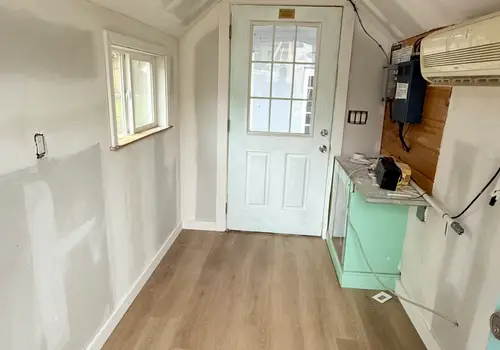 trailer mounted tiny house detail photo 2