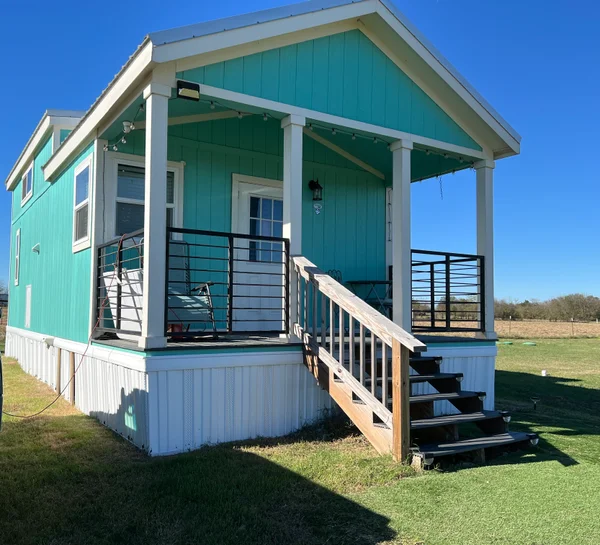 PRICE DROP: Beautiful Tiny Home with Main Level Bedroom in Texas!