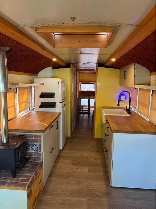 PRICE DROP! Converted Renovated 2004 International Skoolie! image 5