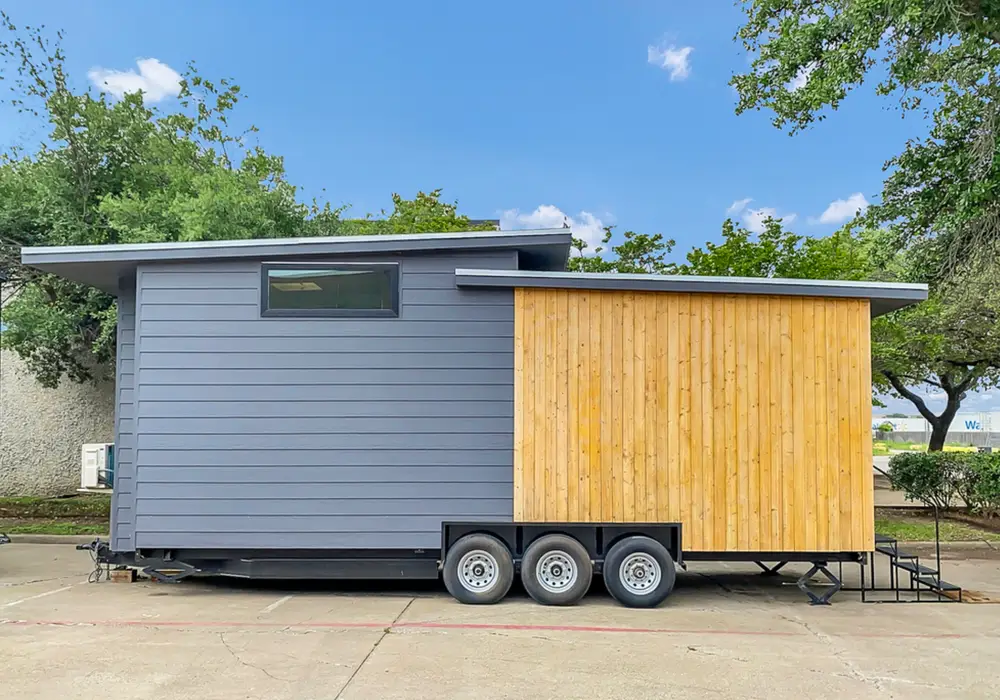 ✨Modern Farmhouse Tiny Home✨ image 1