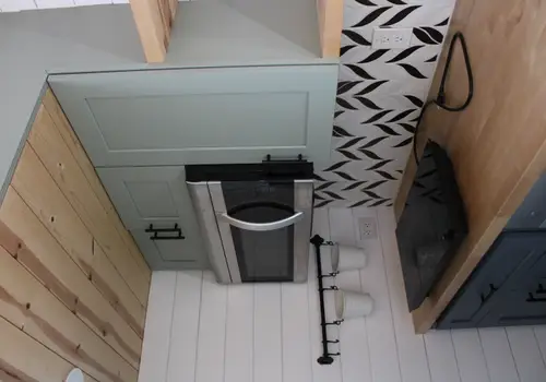 ✨Modern Farmhouse Tiny Home✨ image 4