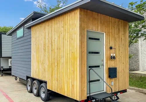 ✨Modern Farmhouse Tiny Home✨ image 3