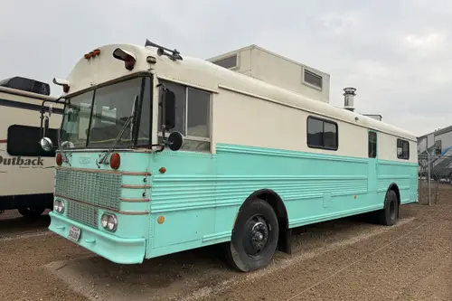 1980 Vintage Thomas School Bus in Longmont, CO - 1 bedroom Converted Bus 240 sqft in Longmont, Colorado