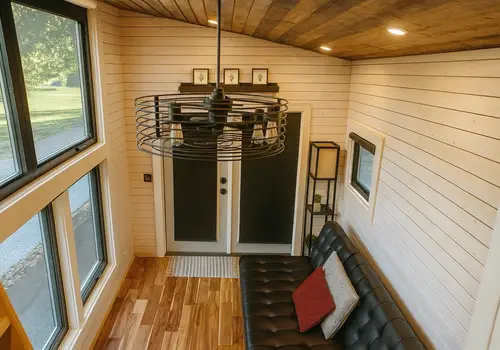 Limited-Time Price Drop! Theresa's Charming Tiny Home on Wheels! image 3
