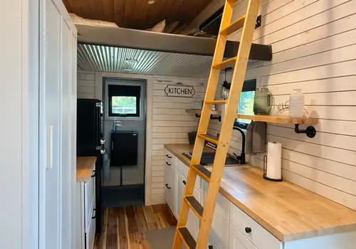 Limited-Time Price Drop! Theresa's Charming Tiny Home on Wheels! image 4