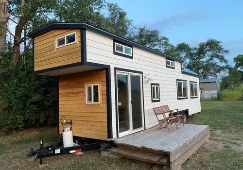 Fully Off-Grid 3 Bed Tiny Home on Wheels! image 5