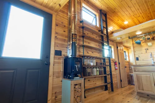 Winter-Ready 20' Tiny Home - Wood Stove, W/D image 5