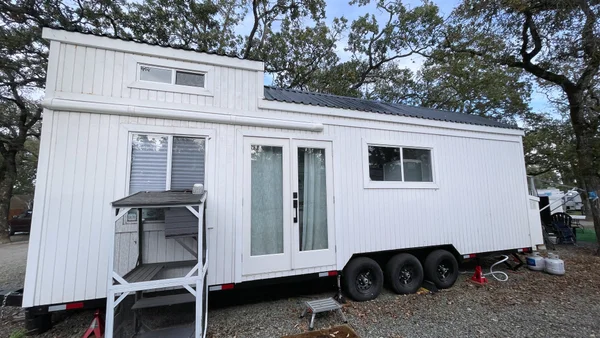 Tiny Home on Wheels For Sale in Oregon! Delivery Available!