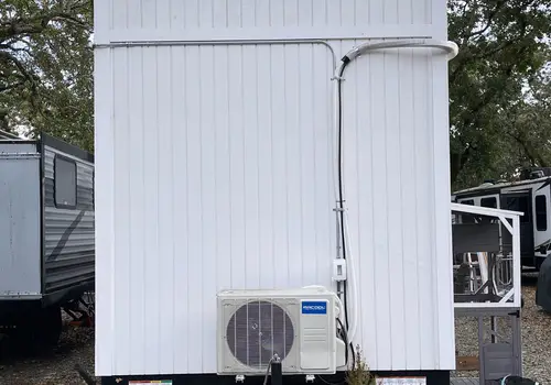 Tiny Home on Wheels For Sale in Oregon! Delivery Available! image 4