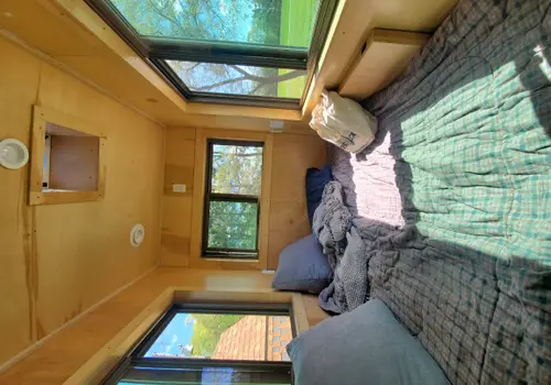 Luxury Mobile Office / Studio detail photo 5