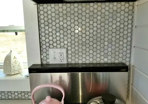 Kathleen’s Fully Furnished Tiny Home in Washington – Delivery Available image 5