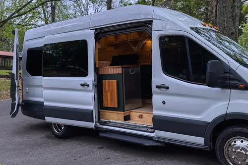 2018 Ford Transit Van Off-grid Ready - Van 90 sqft in Nashville, Tennessee