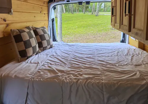 2018 Ford Transit Van Off-grid Ready image 5