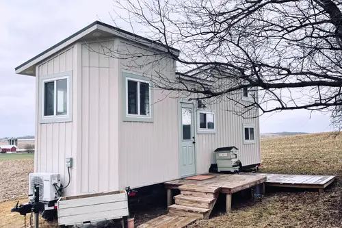 Off-Grid Tiny Home – Available Now in Mechanicsburg, PA - 1 bedroom Tiny House 300 sqft in Mechanicsburg, Pennsylvania