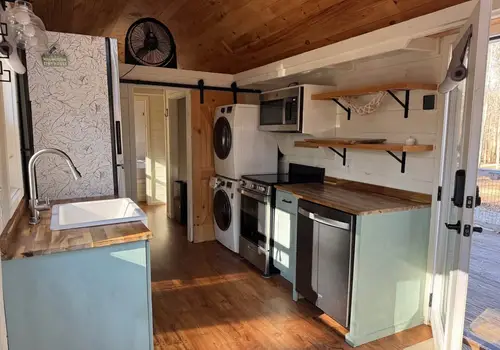Move-In Ready Tiny Home on Wheels For Sale image 4