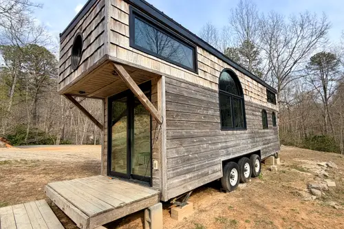 Custom 2016 Tiny Home with Modern Upgrades – Brevard, NC - 1 bedroom Tiny House 204 sqft in Brevard, North Carolina