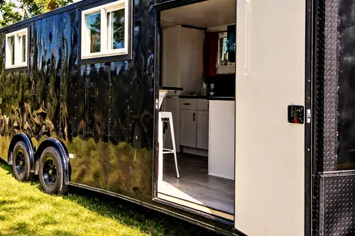 For Sale! Farmhouse-Style Tiny Home on Wheels – Move-In Ready - 1 bedroom Tiny House 203 sqft in Eugene, Oregon