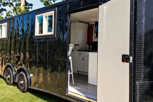 For Sale: Farmhouse-Style Tiny Home on Wheels – Move-In Ready - 1 bedroom Tiny House 204 sqft in Eugene, Oregon