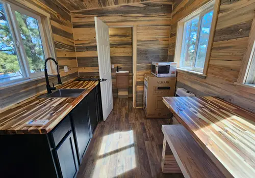 22' Off Grid Bunkhouse Tiny Home detail photo 3