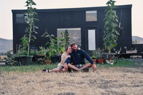 A Thoughtfully Designed Escape You Can Call Home - 1 bedroom Tiny House 836 sqft in Bellevue, Idaho