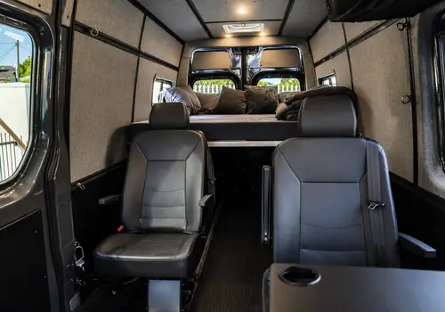 Fully Upgraded Road Trip Vanlife 4×4 Diesel Sprinter & Turnkey detail photo 5