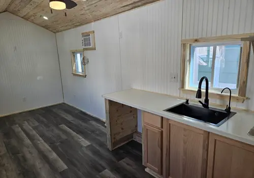12' Office Tiny Home detail photo 2