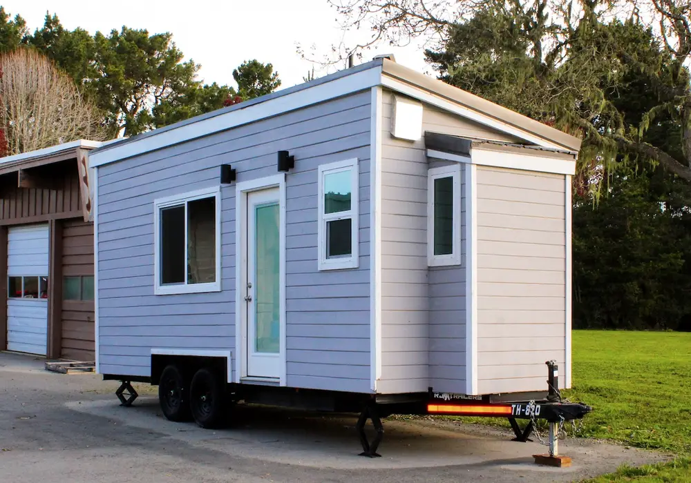 Custom-built Tiny Home on Wheels – Watsonville, CA — 1 bedroom Tiny House — 564 sqft for sale in La Selva Beach, California