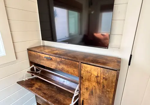 2021 NOAH-Certified Tiny Home | Main-Level Bedroom + Loft w/ Stairs & Fully Furnished detail photo 4