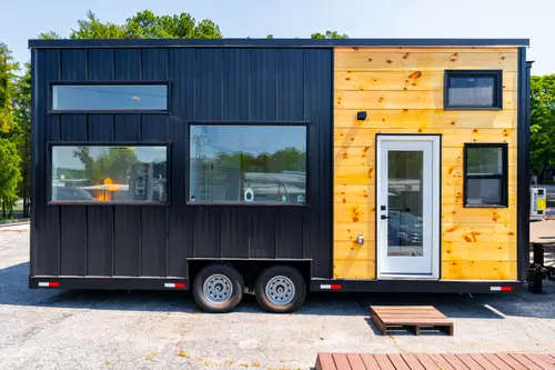 Premium 24' Tiny Home with First-Floor Bedroom, Full Kitchen, and Designer Finishes | Avalon 24' - 3 bedroom Tiny House Trailer 669 sqft in Snellville, Georgia