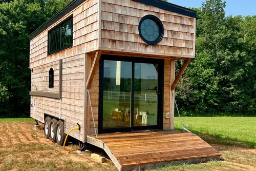 For Sale! Custom 2016 Tiny Home with Modern Upgrades - 1 bedroom Tiny House 669 sqft in Brevard, North Carolina