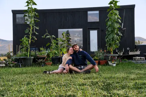 A Thoughtfully Designed Escape You Can Call Home - 1 bedroom Tiny House 836 sqft in Bellevue, Idaho