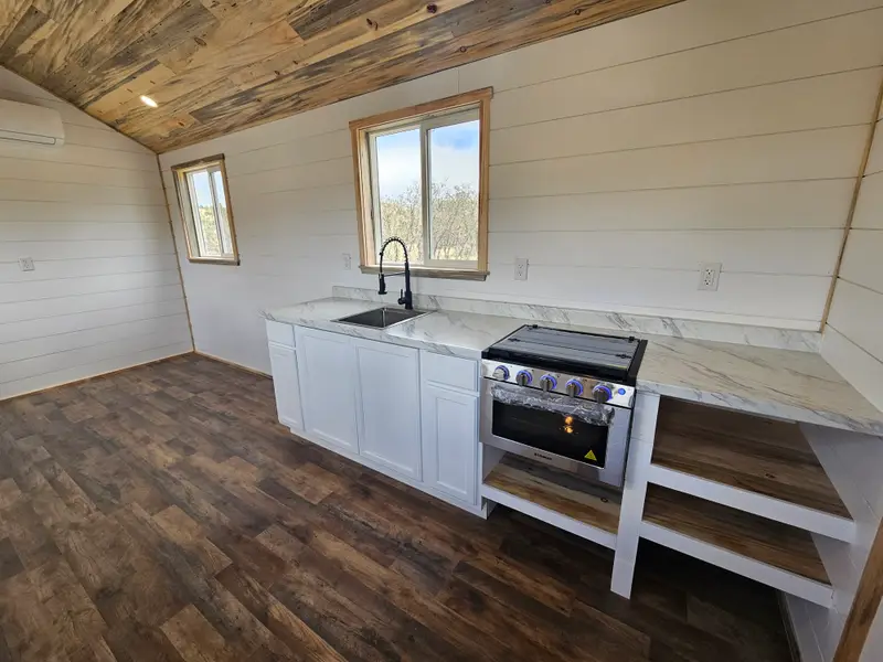 24' Homestead Tiny Home - NO STAIRS! photo 2
